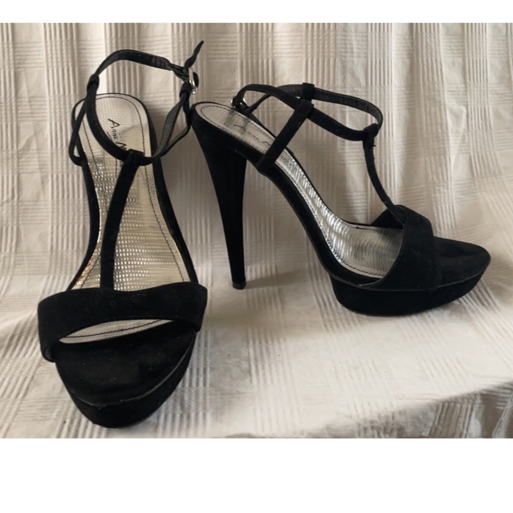 Lulu’s Anne Michelle Black Heels, Size 7.5